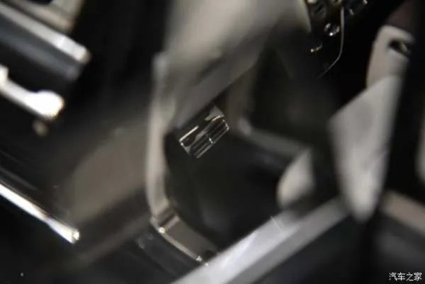 一个汽车模型比买辆高尔夫还贵？劳斯莱斯的了解一下