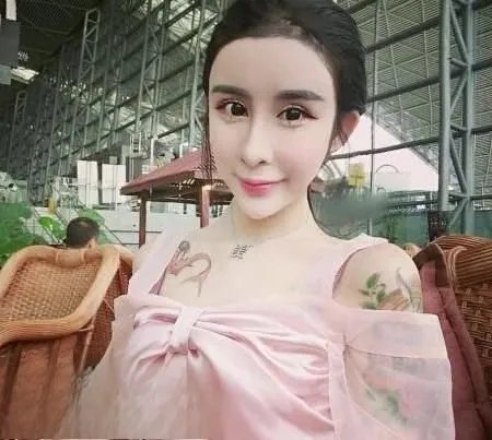 洪尧李蒽熙怎么认识的