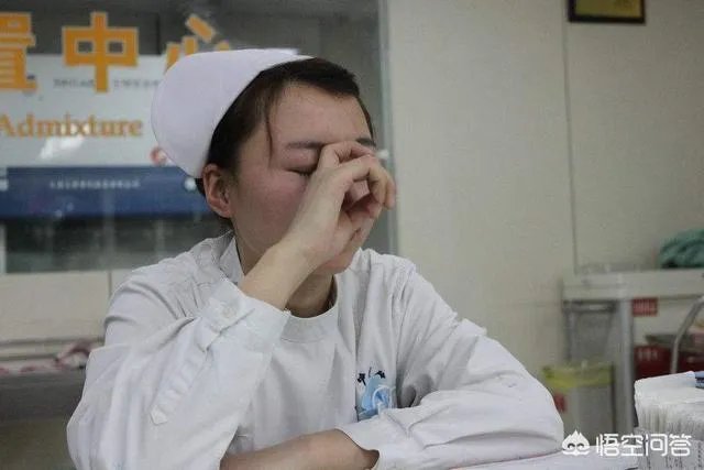 贵州女子为取悦情人，装护士偷小孩，仅获刑22个月，你怎么看？