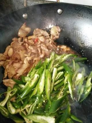 辣椒炒肉