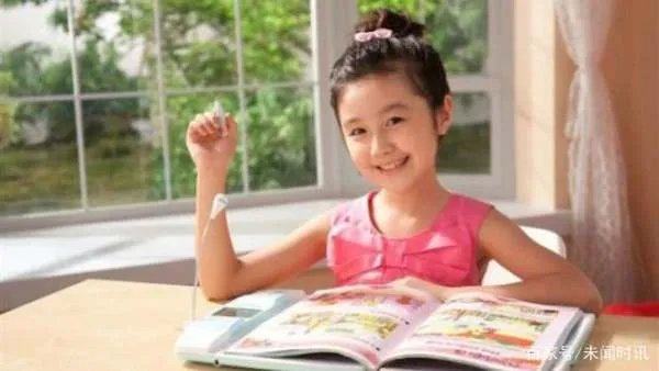 “点读机女孩”高考成绩曝光，网友为何说你敢再说So easy不？