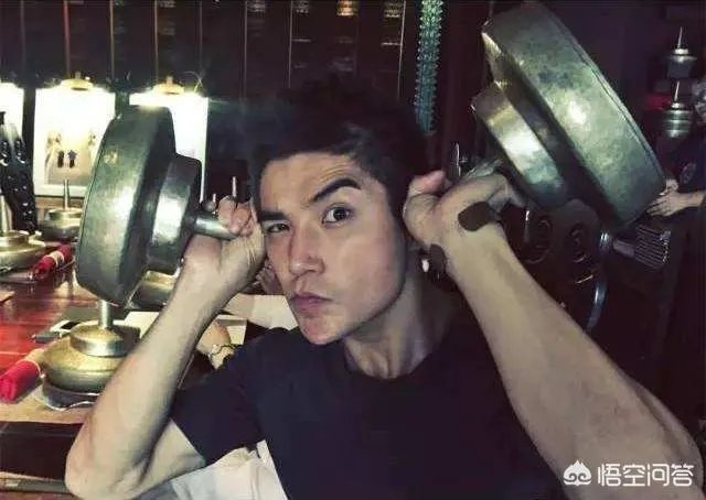 《海王》里有哪些很难发现的彩蛋?