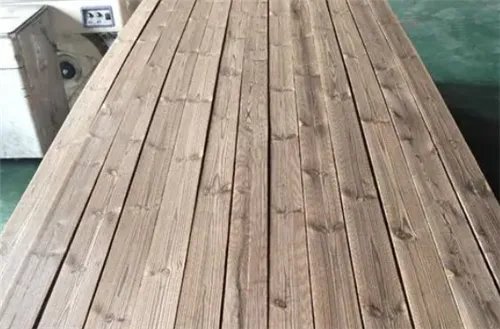 碳化木和防腐木有什么区别