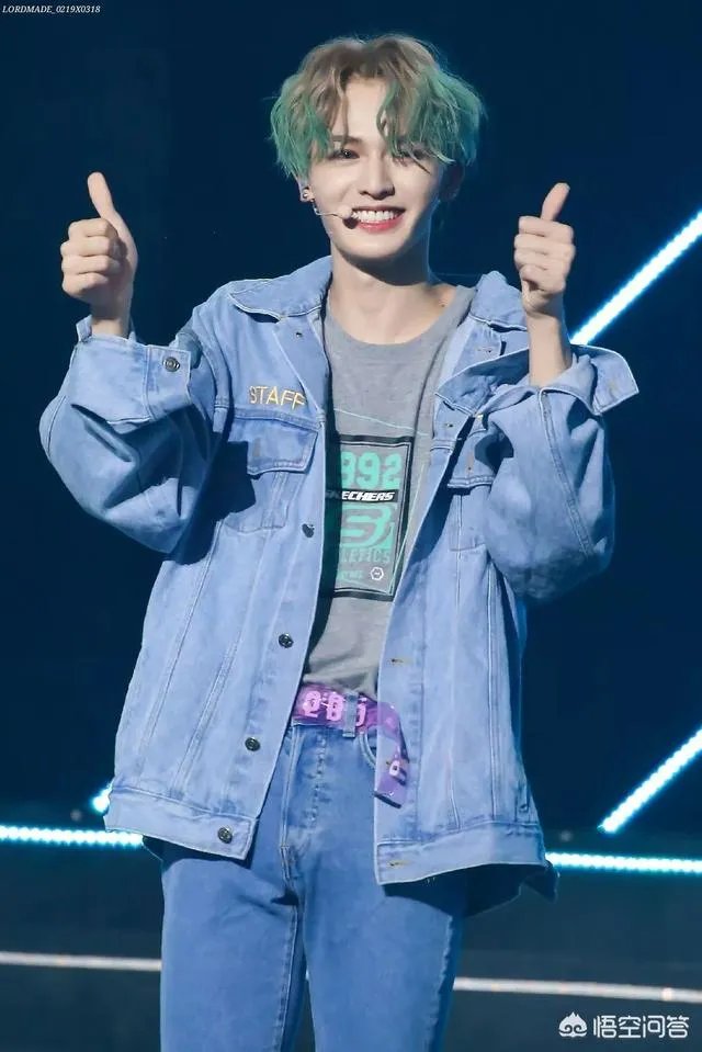 想知道朱正廷在NPC和NEXT里分别的定位是什么？