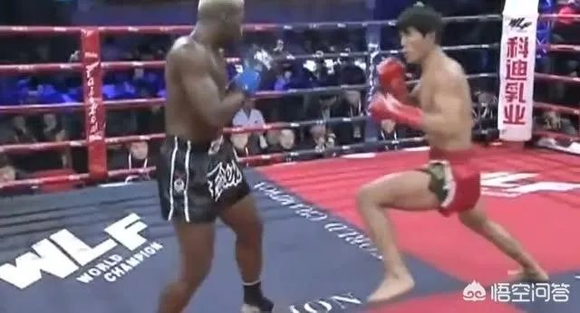 你觉得散打领域里,方便、白近斌、张开印和付高峰谁实力最强?为什么?