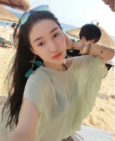 郭美美再次出事，仅仅20岁的女孩儿，揭开了谁的遮羞布？