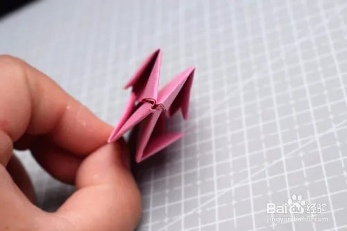 气球怎么折图解 折纸气球图解步骤 如何叠气球