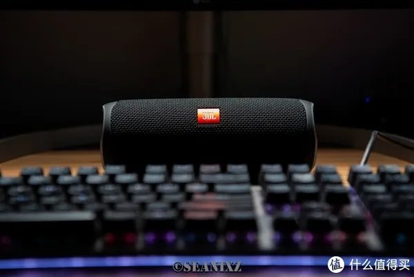 jbl蓝牙音箱怎么样