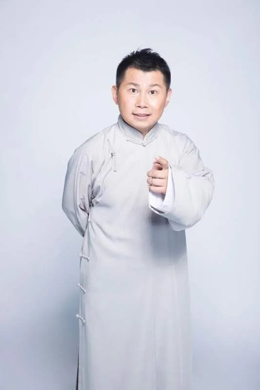 曾是郭德纲最爱徒弟的何云伟，为何出走后不断给德云社泼脏水？