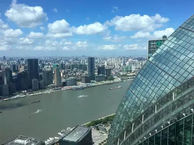 在杭州，手头有20万，应该买房还是租房？