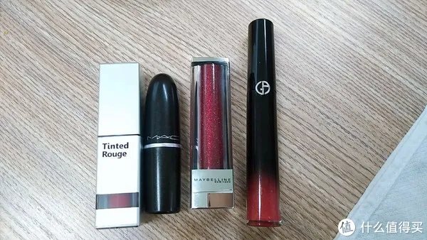 口红试色 篇一：口红色号开箱试色分享帖