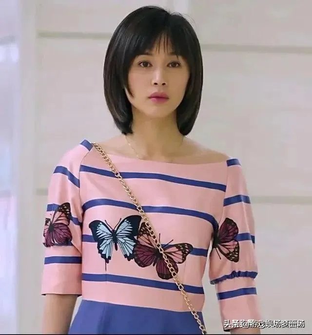 王子文高铁踩桌板，你对此怎么看？