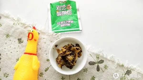 ​关于“老坛酸菜”:   统一、康师傅、大今野，还有那街那巷～