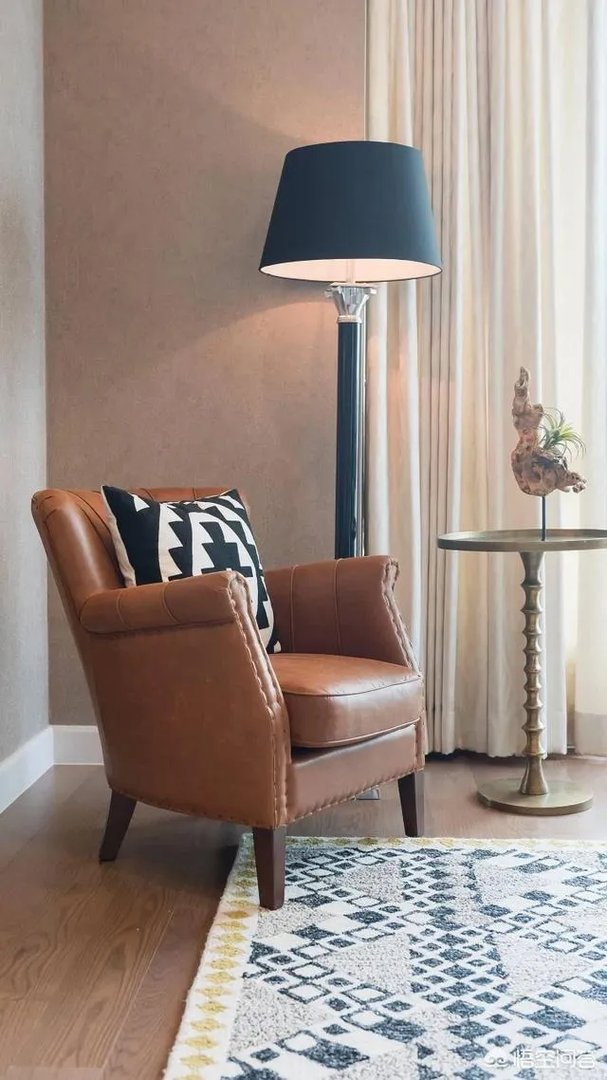 为什么有人说觉得小时候时间过得很慢，而成年后时间一会就过去？