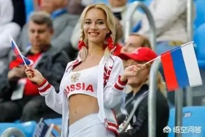 为什么涅姆齐诺娃会被很多球迷称为俄罗斯最美女球迷？