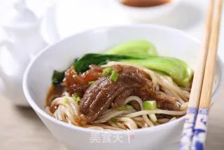 眷村牛肉面