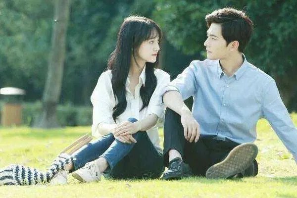 为什么微微一笑很倾城电影比电视剧评分更低？