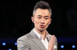 继李咏因病离世后，又一位主持人因病“消失”于荧幕。他是谁？