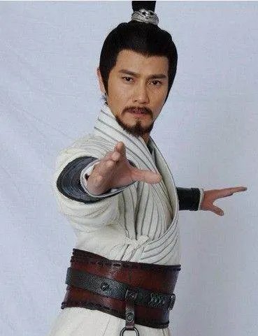 如何看待丁子峻隐婚七年？