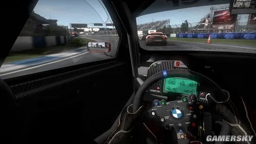 《极品飞车13：变速》完整破解版下载放出