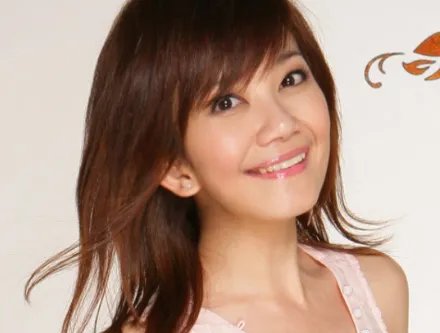 《崇拜》歌词的表述有什么深刻含义？