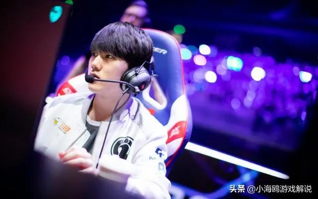 JKL再爆猛料！加盟RNG把小虎挤成上单，Uzi变成中单，狼行直接退役，你怎么看？
