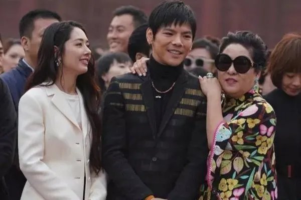 ?有人说郭碧婷结婚之后不怀孕，在家里没有地位，这是真的吗？