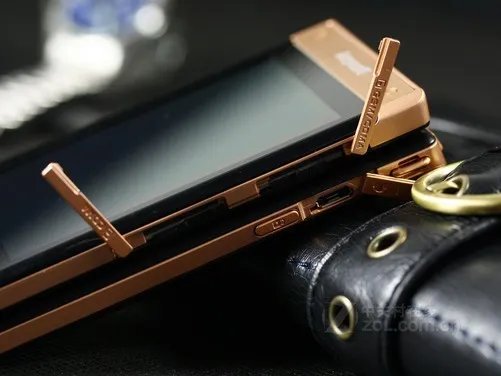 按键依旧不死 八款实体键盘智能机推荐