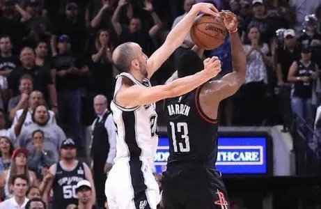 如果需要最后超高难度三分绝杀，科比、库里、哈登你会选谁？