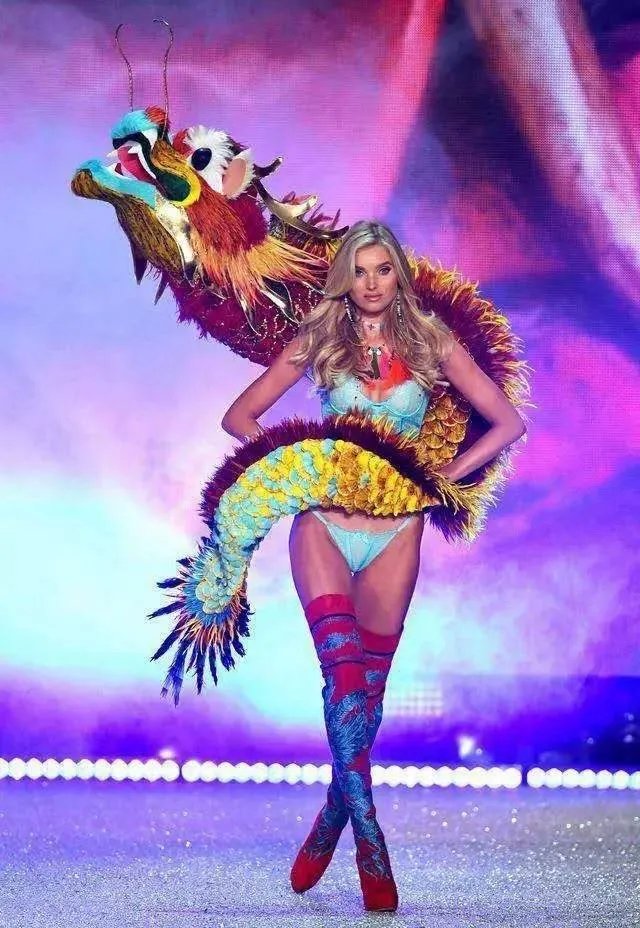 2016维密大秀里的中国元素——汝之房亦所需！