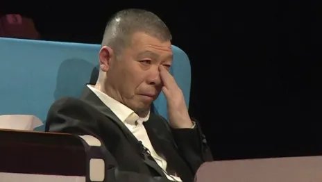 “京圈大佬”冯小刚跌落神坛：当年有多得意，如今就有多打脸，为何这样说？