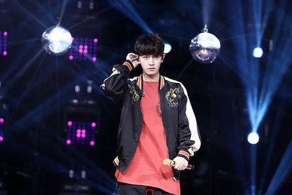 任嘉伦已经结婚了，为何网友说谭松韵跟他有料？