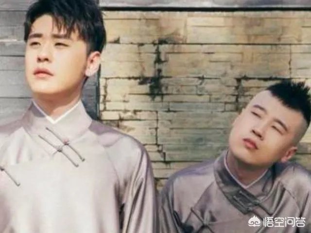 因唱小曲成“德云一哥”，不到半年反超岳云鹏，张云雷为何能火？