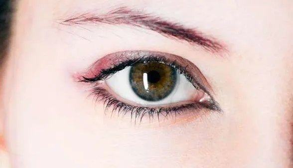 去眼角细纹护理