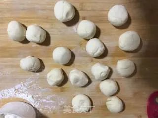 羊肉冰花水煎包