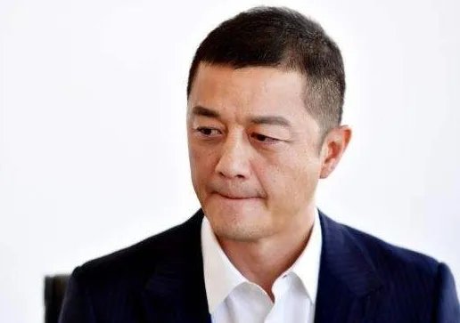 51岁李亚鹏欠债4000万终审败诉,他是否认可这一判决结果?