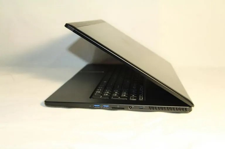 超薄超轻的游戏笔记本,都有什么型号推荐