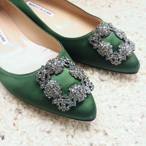 女鞋哪个牌子的受欢迎？