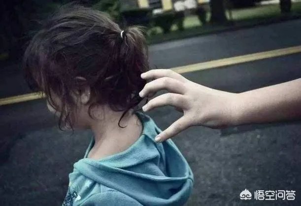 贵州女子为取悦情人，装护士偷小孩，仅获刑22个月，你怎么看？