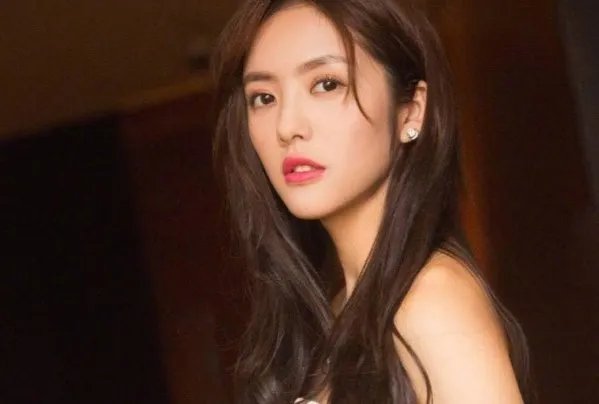 蔡文静说我的茶杯犬有点大，她的茶杯犬到底有多大？