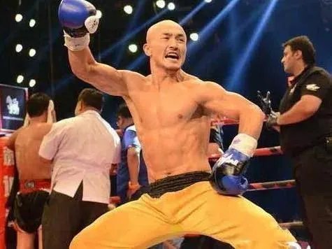 武僧一龙到底为什么被武林风抛弃?