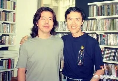 第一个在鸟巢开个人演唱会的歌手是谁？