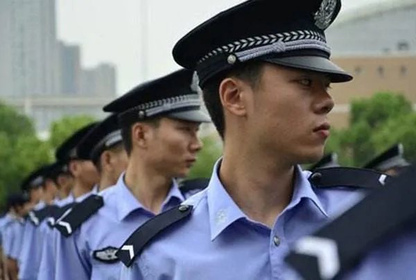 礼貌用语，打一字谜？