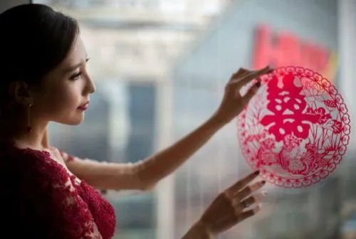 结婚喜被有什么讲究 结婚被子六个颜色说法