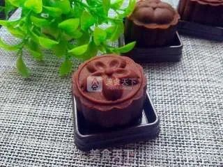 浓情蜜意的巧克力椰蓉蔓越莓月饼