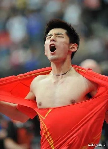 张继科最近忙什么去了？还打乒乓球吗？