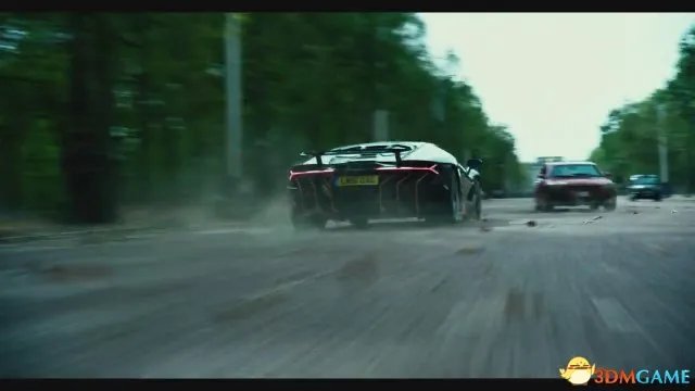 《变形金刚5》新预告 人类与变形金刚已大战千年