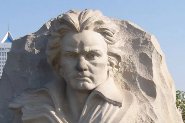 献给爱丽丝是多少级的钢琴曲