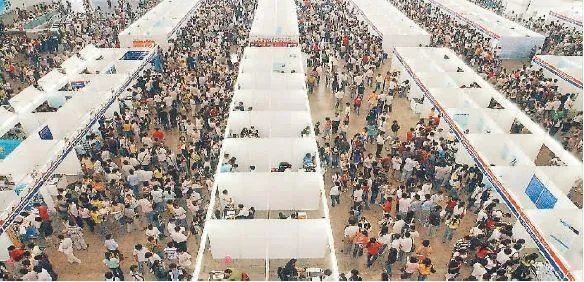 今年应届生求职最火的行业是什么？
