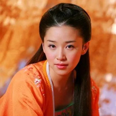 新还珠格格欣荣格格穿肚兜图片曝光 幕后花絮抢先看